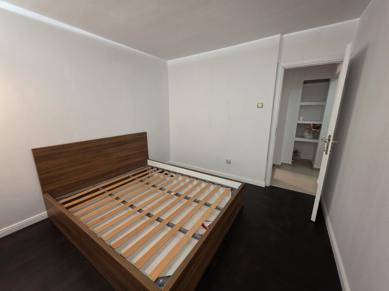 Dristor, 10 minute metrou si parc IOR, Ramnicul Valcea, benzinaria mall,